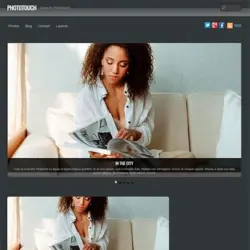 Captura de pantalla del tema Themify PhotoTouch con una mujer sentada en un sofá leyendo una revista en un carrusel de portada